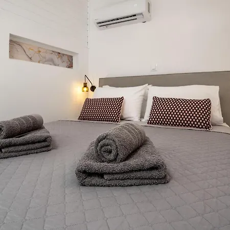 Apartment Annikas Port View-1st Floor Symi