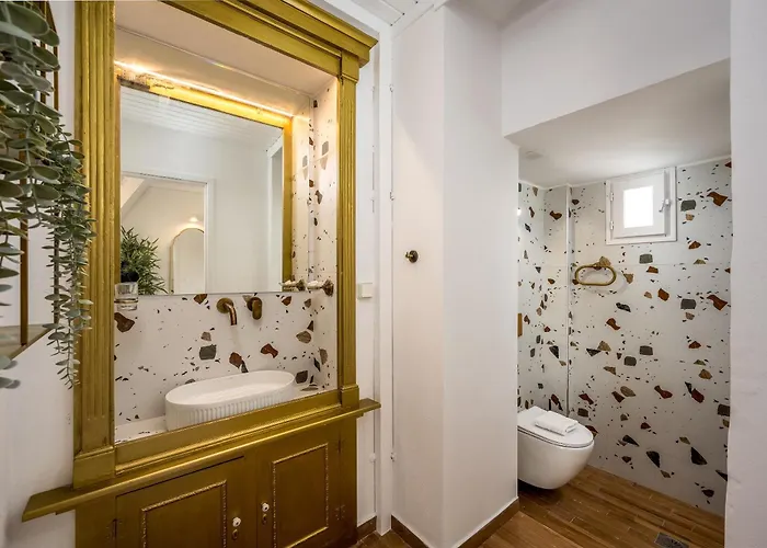 Annikas Port View-1st Floor * シミ